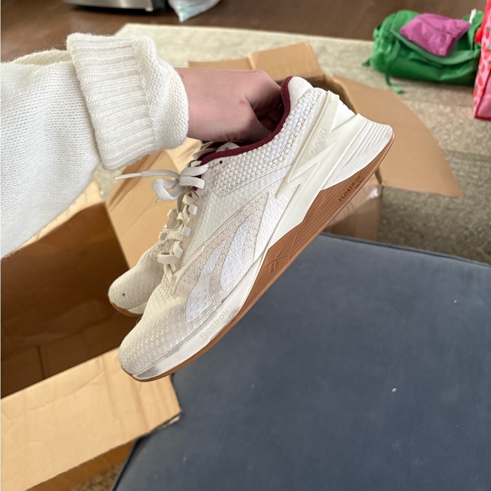 Reebok Cream and Maroon Athletic Shoes - Picture 5 of 6